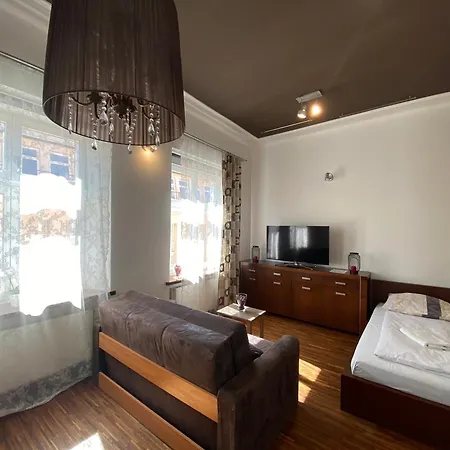 Legendary アパート